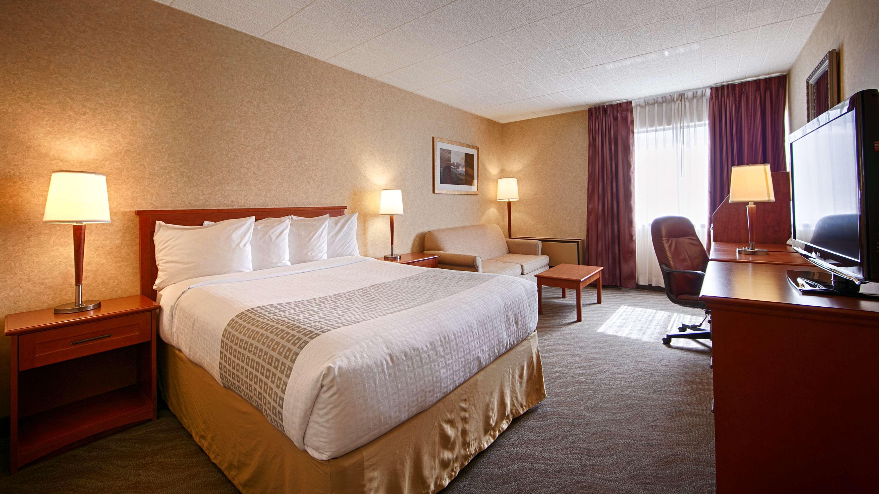 Best Western North Bay Hotel & Conference Centre Екстер'єр фото