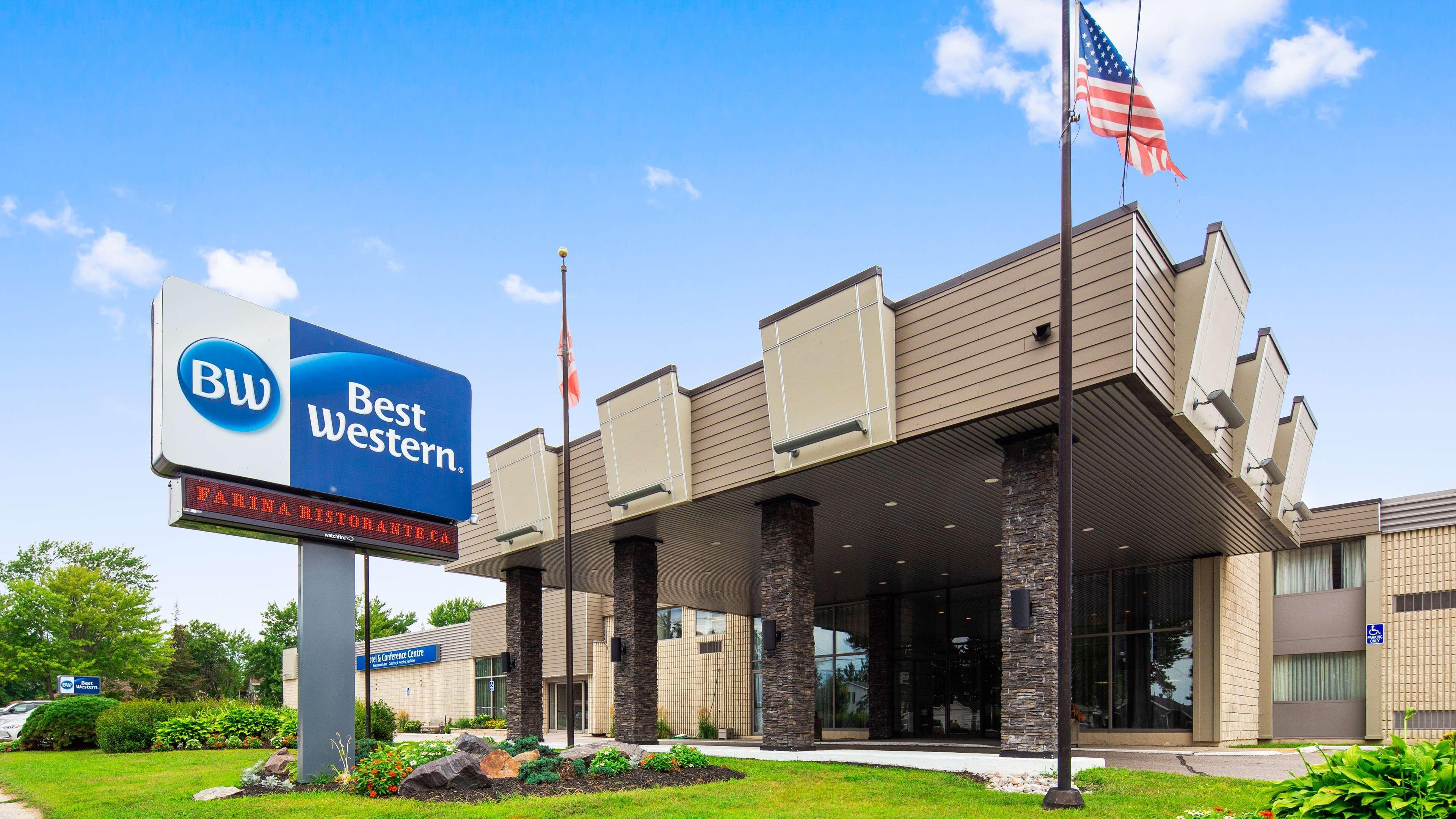 Best Western North Bay Hotel & Conference Centre Екстер'єр фото