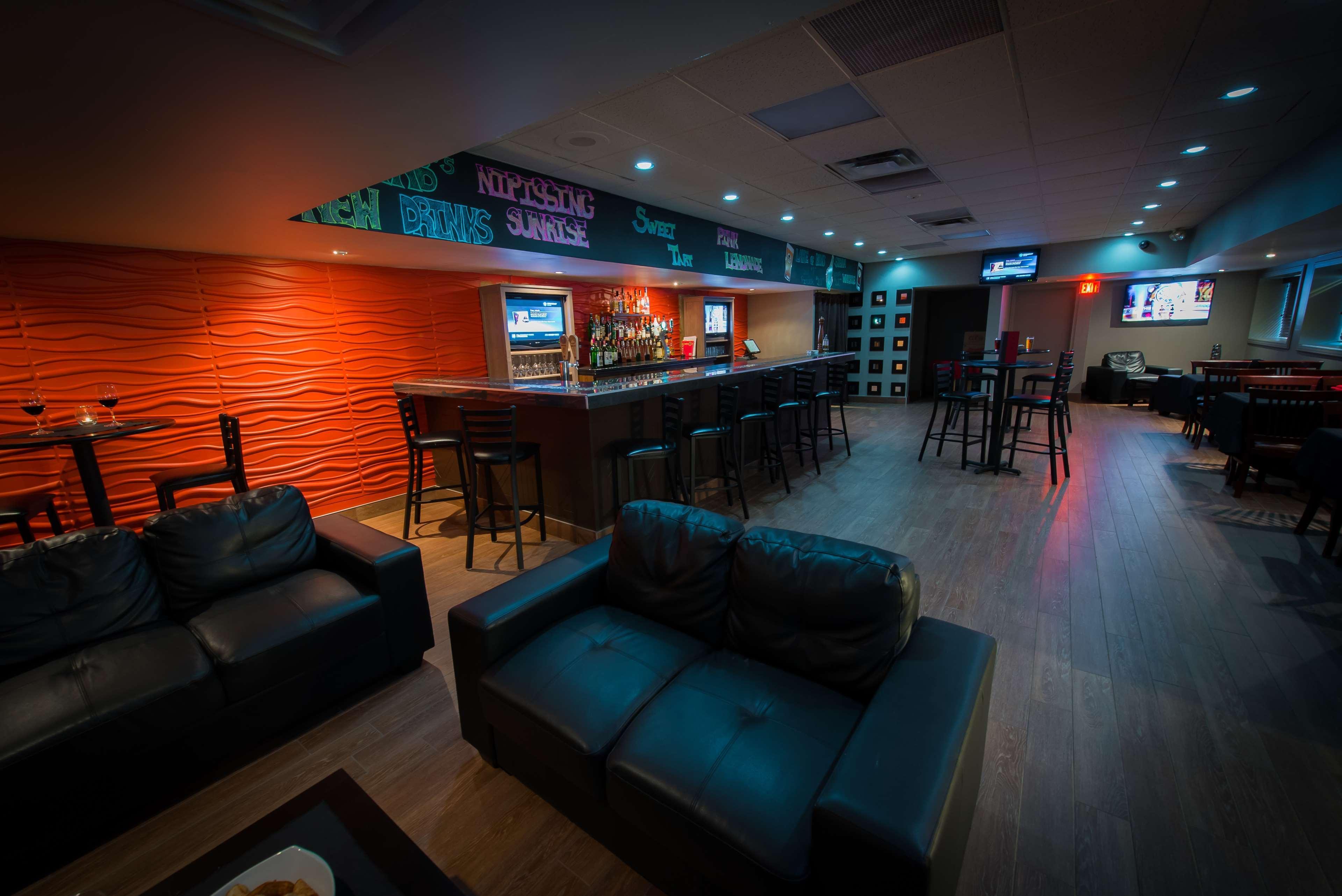 Best Western North Bay Hotel & Conference Centre Екстер'єр фото